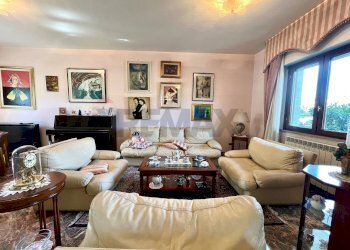 Soggiorno - Villa a Schiera Via Michele Ruta, Caserta - foto 13