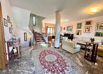 Soggiorno - Villa a Schiera Via Michele Ruta, Caserta - foto 14