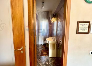 Hall / corridoio - Villa a Schiera Via Michele Ruta, Caserta - foto 33