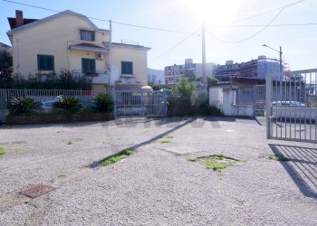 Casa all\'aperto - Locale Commerciale Via Giancarlo Siani
 
6, Caserta - foto 20