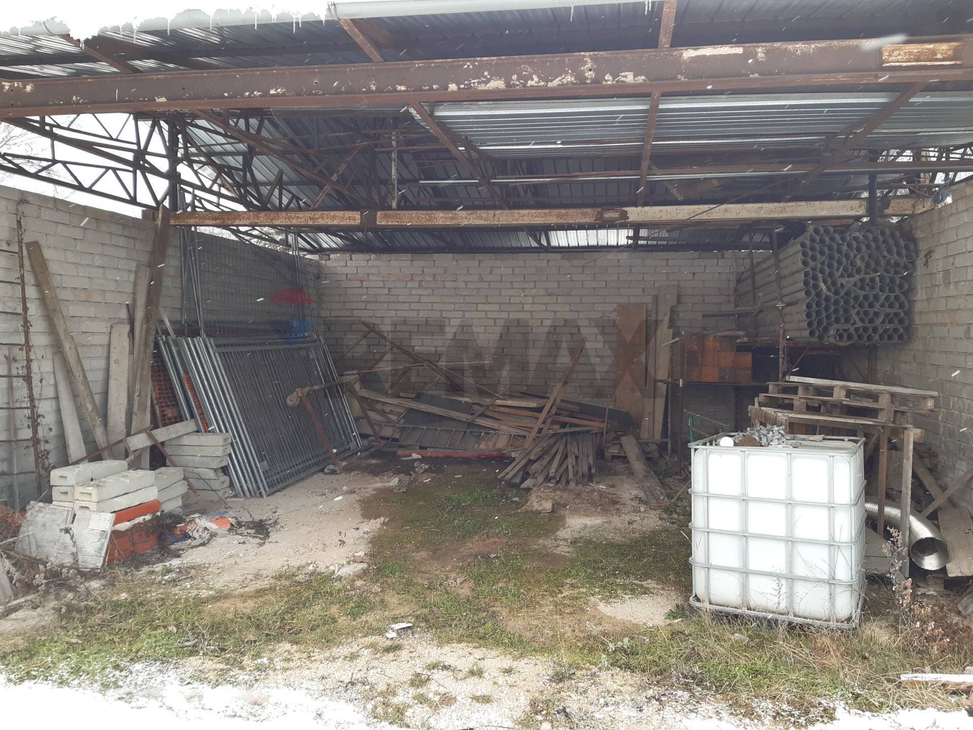 Giardino - Shed VIa Vasche del Vento
 
63, L'Aquila - photo 3