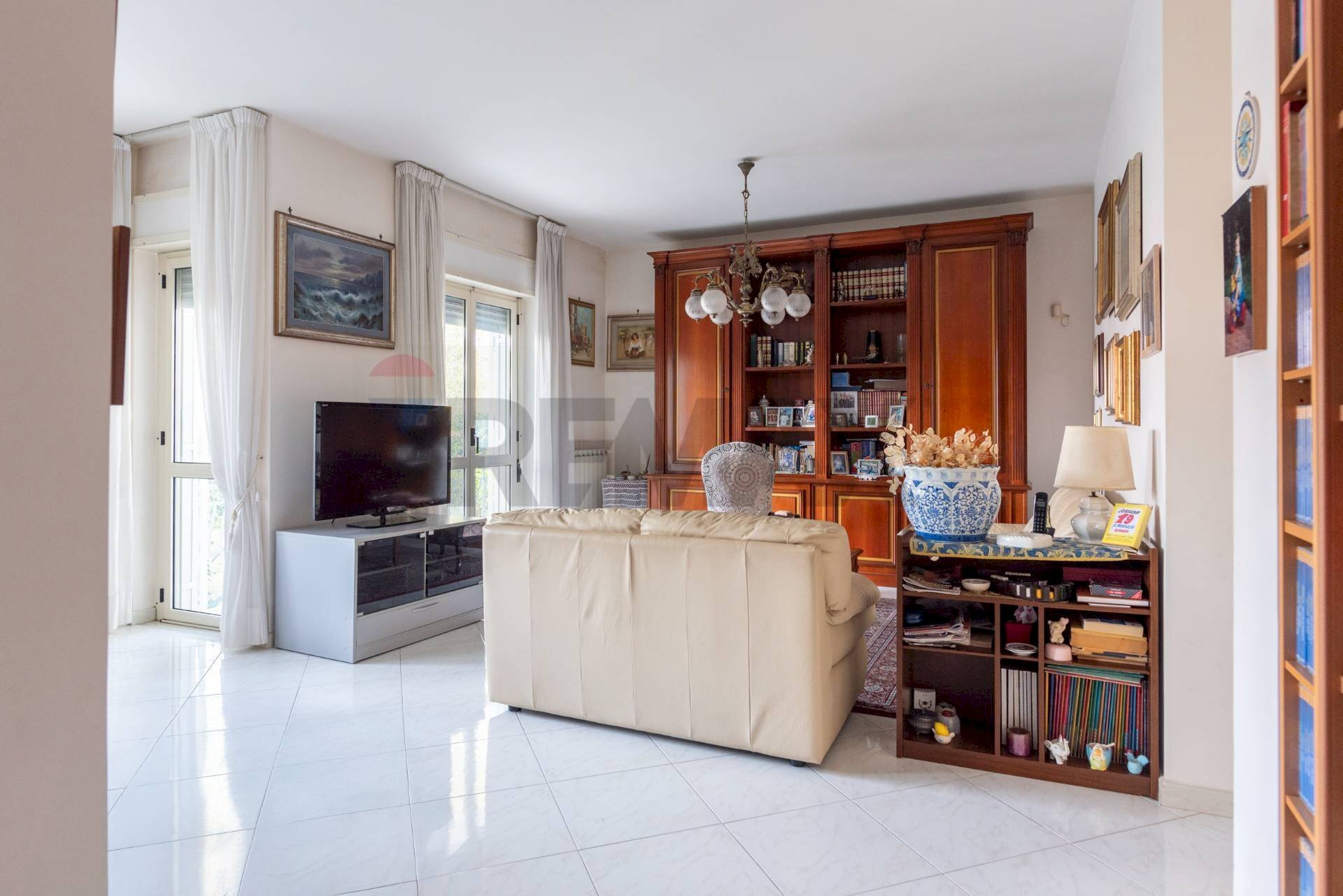 Soggiorno - Apartment Via G.Bruno
 
14, Marano di Napoli - photo 2