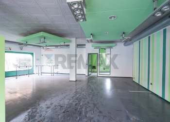 Stanza vuota - Negozio via Dante Alighieri
 
1, Casazza - foto 4