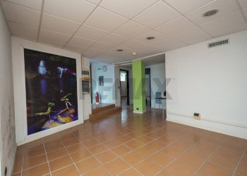 Stanza vuota - Negozio via Dante Alighieri
 
1, Casazza - foto 16