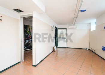 Stanza vuota - Negozio via Dante Alighieri
 
1, Casazza - foto 20