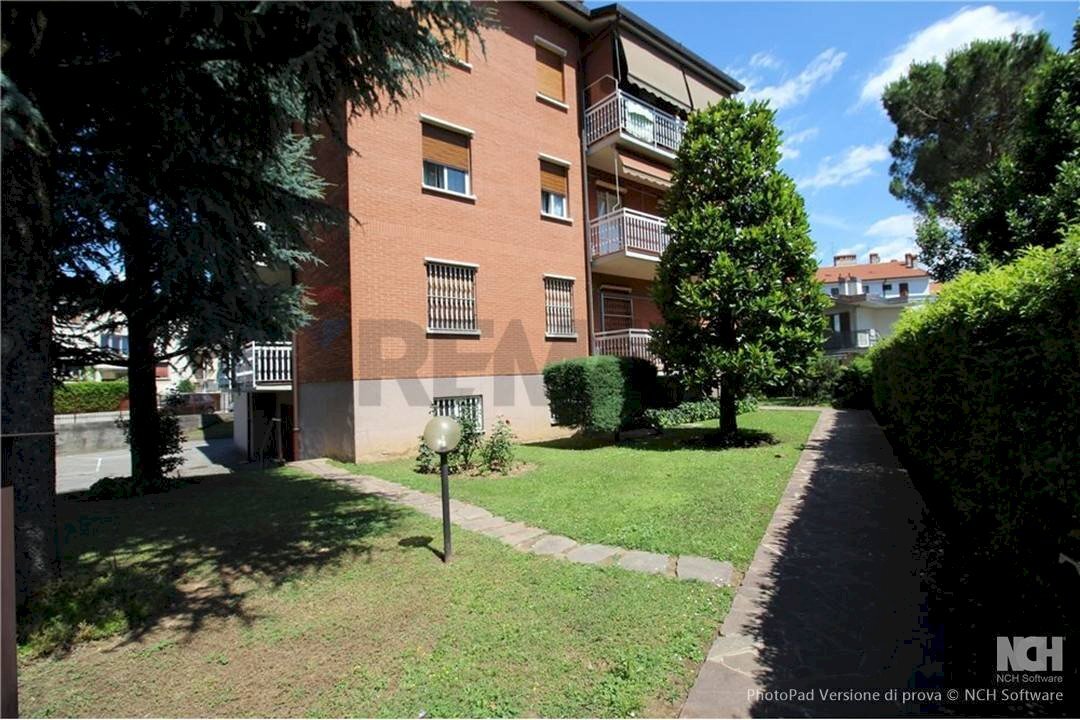 Edificio all\'aperto - Trilocale VIA MAZZINI
 
3, Ponte San Pietro - foto 1