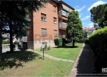 Edificio all\'aperto - Trilocale VIA MAZZINI
 
3, Ponte San Pietro - foto 2