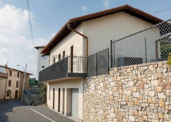 Casa all\'aperto - Trilocale via casenuove, Sotto il Monte Giovanni XXIII - foto 1