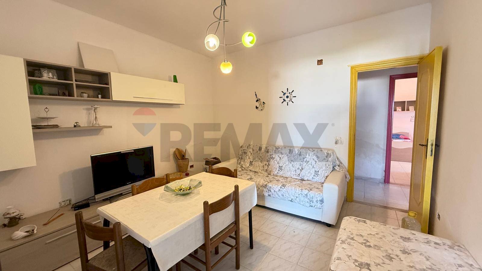 Sala da pranzo - Quadrilocale Località Marchionna
 
7, Vieste - foto 3