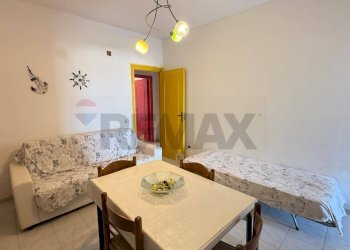 Sala da pranzo - Quadrilocale Località Marchionna
 
7, Vieste - foto 8