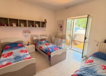 Camera / camera da letto - Quadrilocale Località Marchionna
 
7, Vieste - foto 11