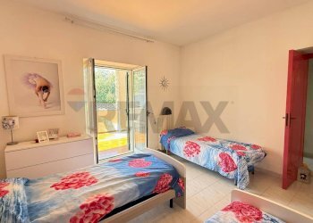 Camera / camera da letto - Quadrilocale Località Marchionna
 
7, Vieste - foto 12