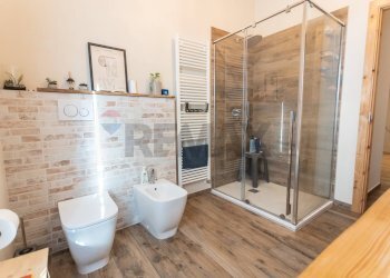 Bagno - Trilocale Via Amos Ronchei
 
2, Fidenza - foto 26