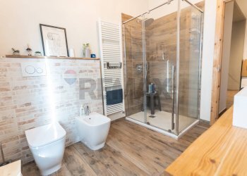 Bagno - Trilocale Via Amos Ronchei
 
2, Fidenza - foto 27