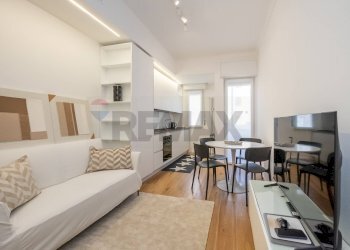 Soggiorno con cucina - Trilocale Milano - foto 1