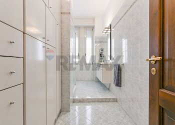 Bagno - Trilocale Viale Fulvio Testi
76, Milano - foto 24