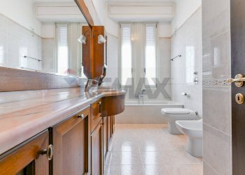 Bagno - Trilocale Viale Fulvio Testi
76, Milano - foto 26