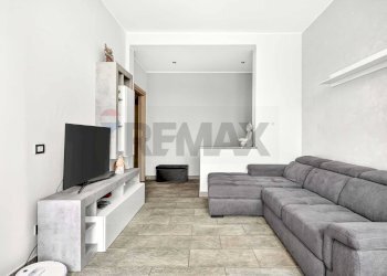 Soggiorno - Trilocale via mazzel
 
13, Cassano Magnago - foto 6