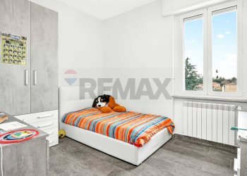 Camera / camera da letto - Trilocale via mazzel
 
13, Cassano Magnago - foto 15