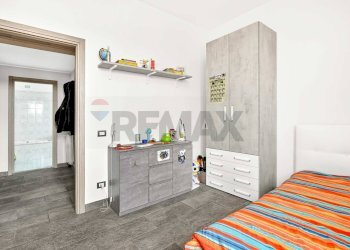 Camera / camera da letto - Trilocale via mazzel
 
13, Cassano Magnago - foto 16