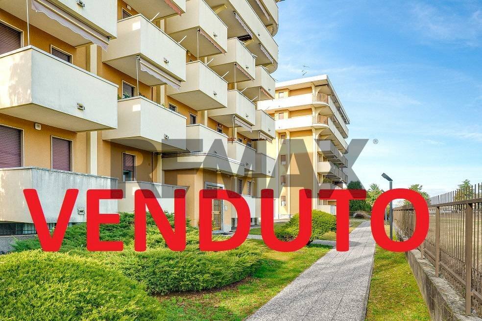 Edificio all\'aperto - Trilocale Viale Stelvio
 
92, Busto Arsizio - foto 1