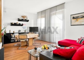 Sala da pranzo - Trilocale Viale Stelvio
 
92, Busto Arsizio - foto 3