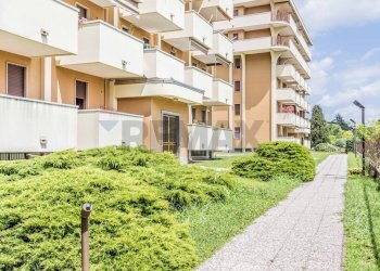 Edificio all\'aperto - Trilocale Viale Stelvio
 
92, Busto Arsizio - foto 21