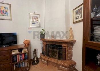 Soggiorno - Casa semi indipendente Via Madonna dei Bisognosi
 
30, Rocca di Botte - foto 20