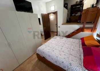 Camera / camera da letto - Casa semi indipendente Via Madonna dei Bisognosi
 
30, Rocca di Botte - foto 28