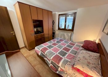 Camera / camera da letto - Casa semi indipendente Via Madonna dei Bisognosi
 
30, Rocca di Botte - foto 31