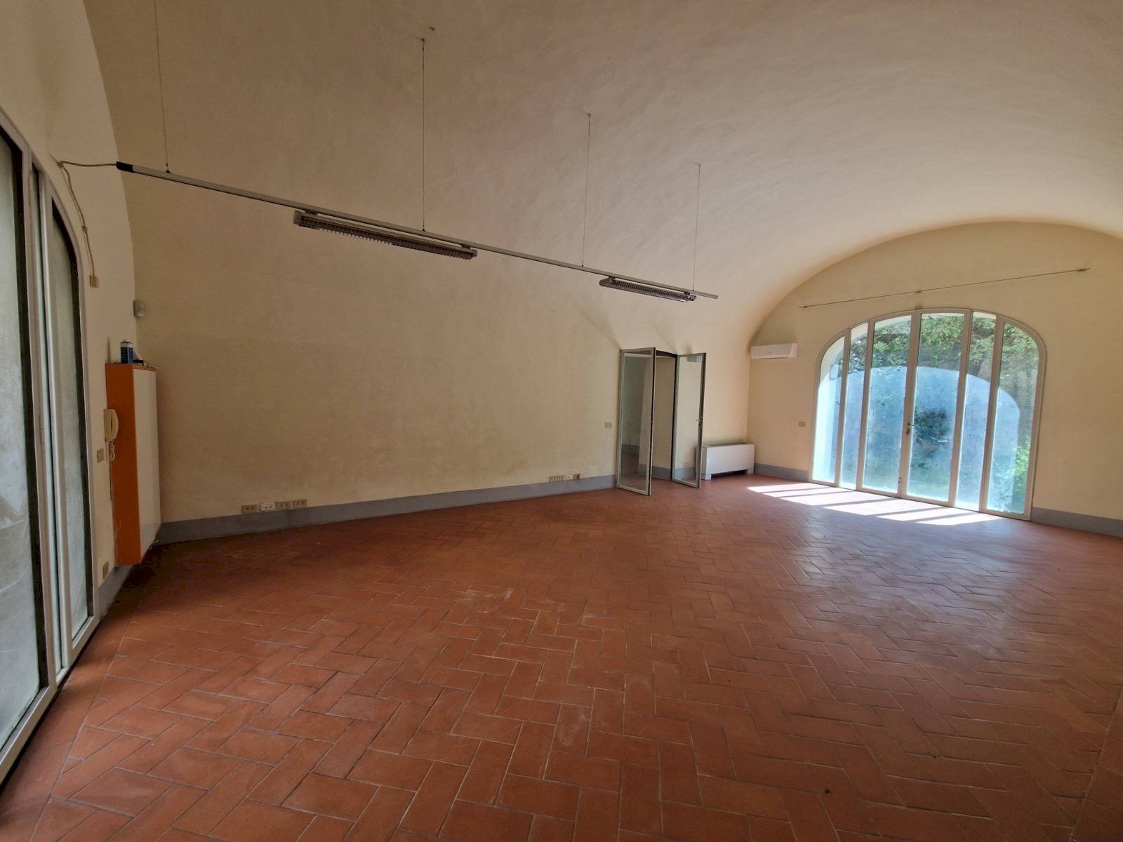 Foto 3 - Office Via Santa Maria
 
1, Pisa - photo 3