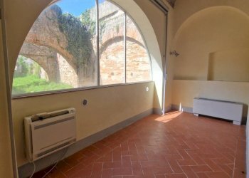 Foto 1 - Ufficio Via Santa Maria
 
1, Pisa - foto 1