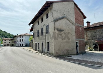 Foto 1 - Casa semi indipendente VIA DIVISIONE JULIA
 
24, Faedis - foto 1