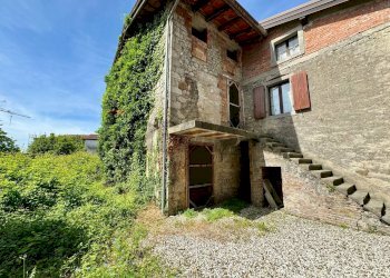 Foto 3 - Casa semi indipendente VIA DIVISIONE JULIA
 
24, Faedis - foto 3