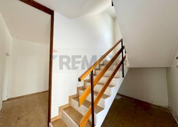 Scale - Casa semi indipendente VIA DIVISIONE JULIA
 
24, Faedis - foto 6