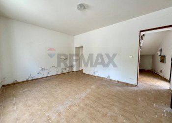 Stanza vuota - Casa semi indipendente VIA DIVISIONE JULIA
 
24, Faedis - foto 7
