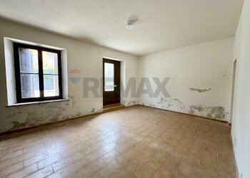 Stanza vuota - Casa semi indipendente VIA DIVISIONE JULIA
 
24, Faedis - foto 9