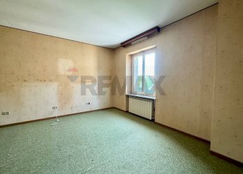 Stanza vuota - Casa semi indipendente VIA DIVISIONE JULIA
 
24, Faedis - foto 13