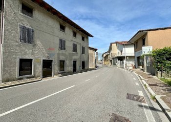 Edificio all\'aperto - Casa semi indipendente VIA DIVISIONE JULIA
 
24, Faedis - foto 23