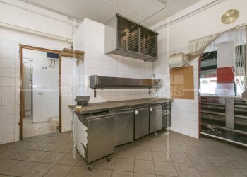 Foto 10 - Commercial Premises Via Emanuele Tesauro
 
snc, Roma - photo 10