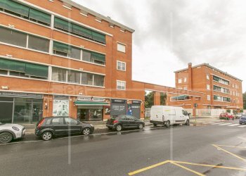 Foto 17 - Commercial Premises Via Emanuele Tesauro
 
snc, Roma - photo 17