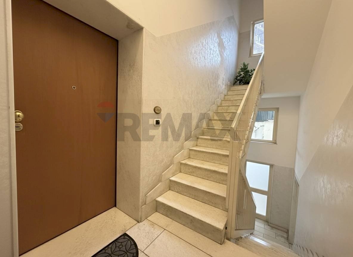 Scale - Bilocale Via Sagarriga Visconti
 
183, Bari - foto 2