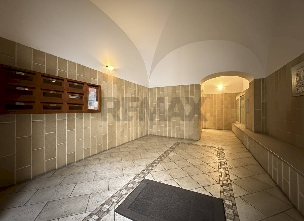 Ricezione / Lobby - Bilocale Via Sagarriga Visconti
 
183, Bari - foto 3