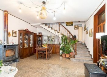 Scale - Casa indipendente Str. Cimitero Ragazzola
 
6, Roccabianca - foto 2