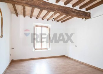 Stanza vuota - Casa indipendente Str. Cimitero Ragazzola
 
6, Roccabianca - foto 9