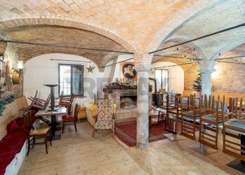 Sala da pranzo - Casa indipendente Str. Cimitero Ragazzola
 
6, Roccabianca - foto 23