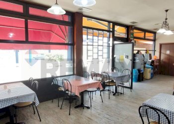 Sala da pranzo - Attività Commerciale Busto Arsizio - foto 4