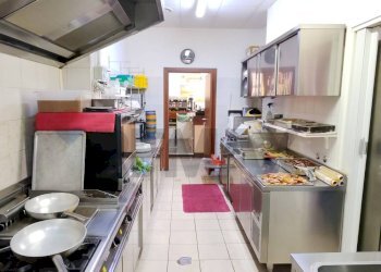 Cucina - Attività Commerciale Busto Arsizio - foto 12