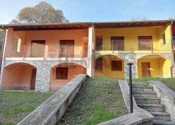 Casa all\'aperto - Villa a Schiera Nebbiuno - foto 1