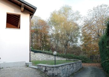 Edificio all\'aperto - Villa a Schiera Nebbiuno - foto 9